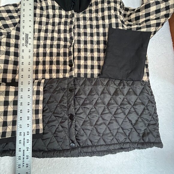 Fashion Classic Collection Women's Hooded Checkered Quilted Jacket Black Beige - Picture 6 of 6